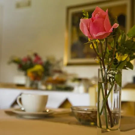 Bed & Breakfast Cristina 4*